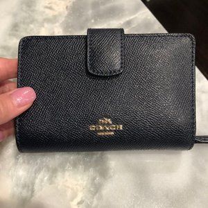 COACH Leather Medium Corner Zip Wallet - Midnight (Navy)